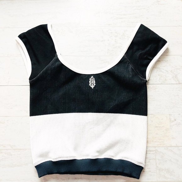 Free People Cropped Black and White Tank Top - Picture 3 of 5